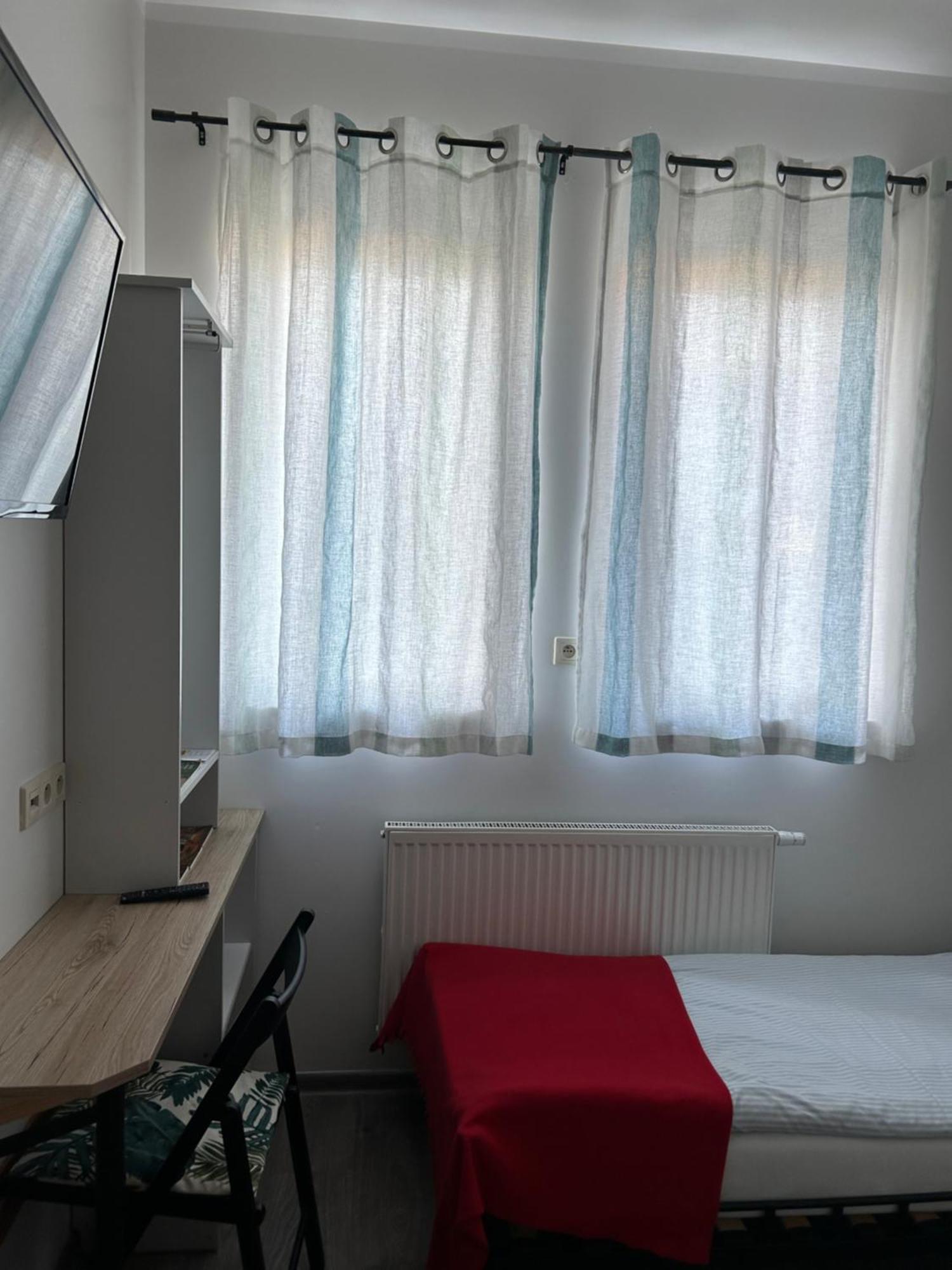 Arcus Premium Hostel Варшава Экстерьер фото